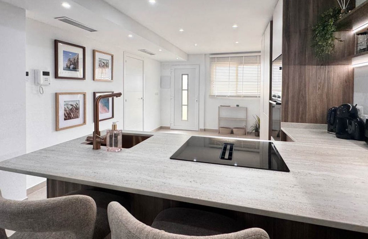 Resale - Apartment / flat - Torrevieja - El acequión