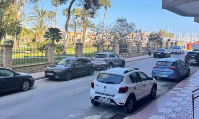 Resale - Apartment / flat - Torrevieja - El acequión