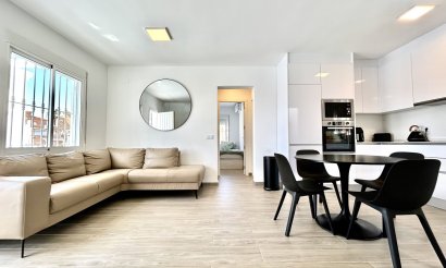 Revente - Villa - Orihuela Costa - Villamartin