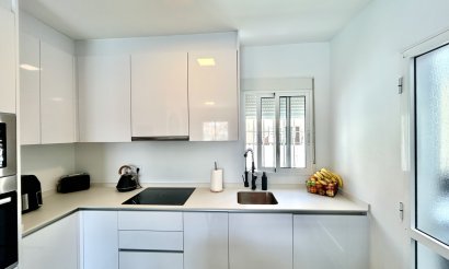 Revente - Villa - Orihuela Costa - Villamartin