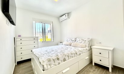 Revente - Villa - Orihuela Costa - Villamartin