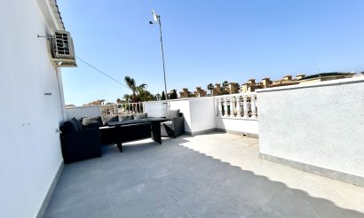 Revente - Villa - Orihuela Costa - Villamartin