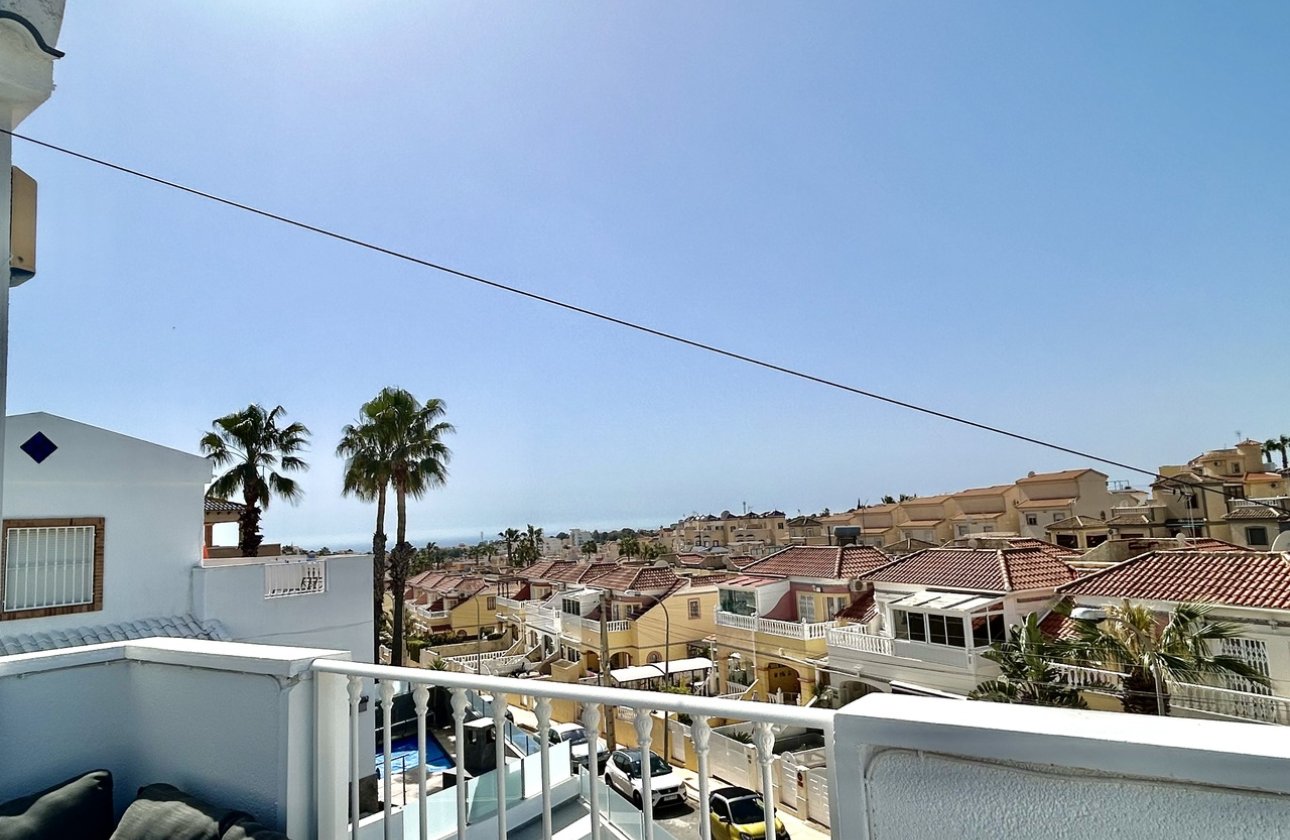 Revente - Villa - Orihuela Costa - Villamartin