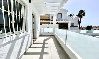 Revente - Villa - Orihuela Costa - Villamartin