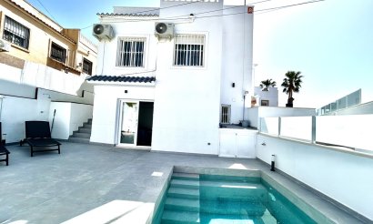 Revente - Villa - Orihuela Costa - Villamartin