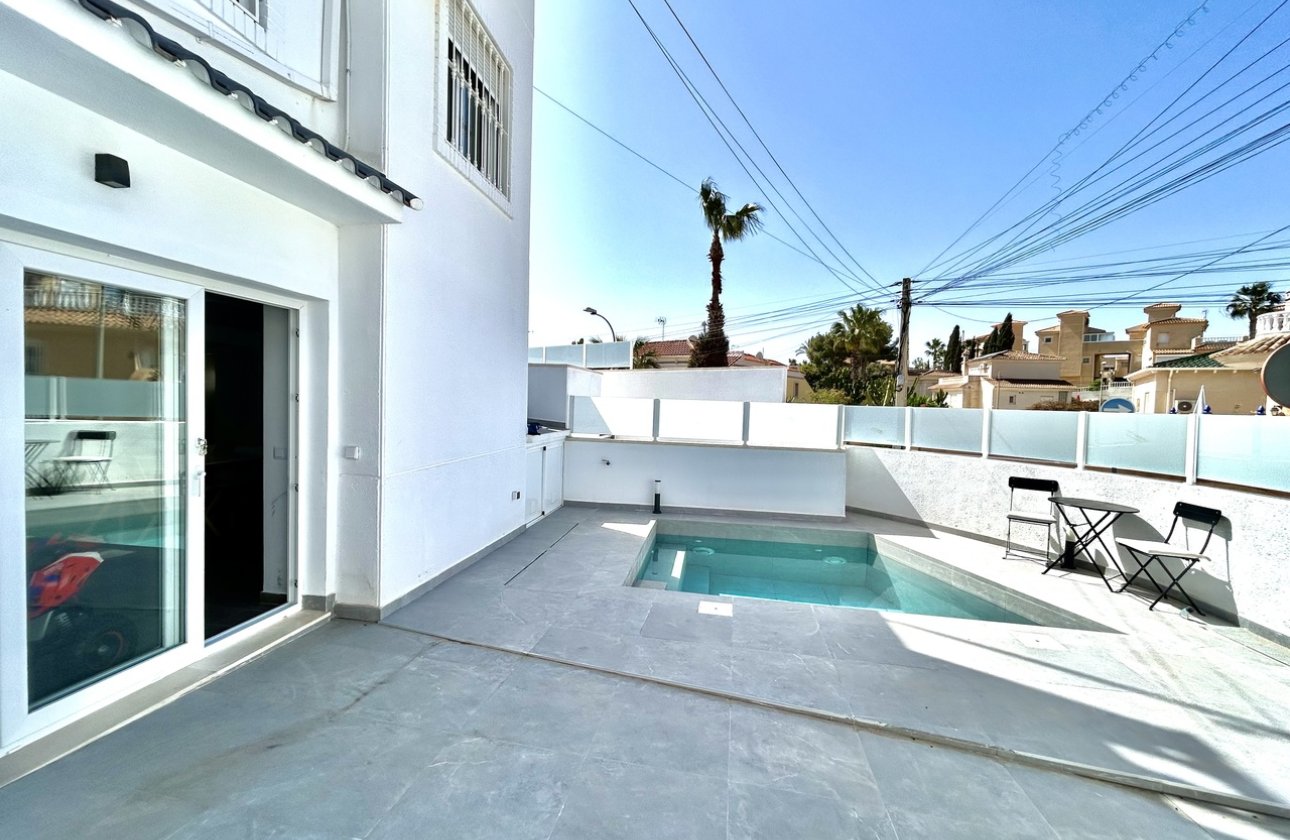 Revente - Villa - Orihuela Costa - Villamartin