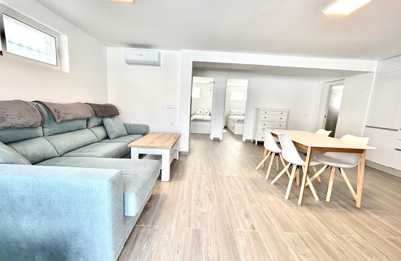 Revente - Villa - Orihuela Costa - Villamartin