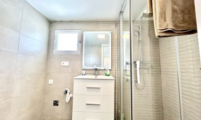 Revente - Villa - Orihuela Costa - Villamartin