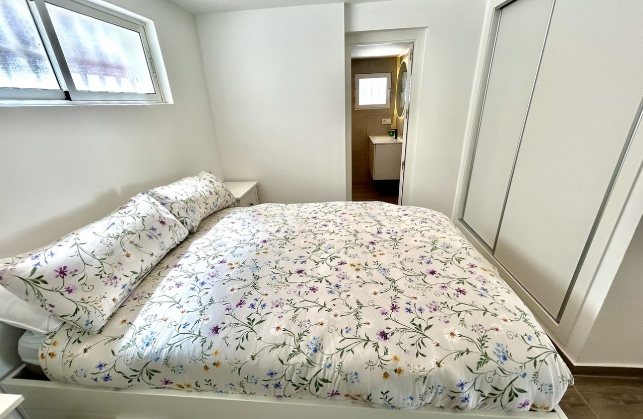 Revente - Villa - Orihuela Costa - Villamartin