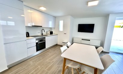 Revente - Villa - Orihuela Costa - Villamartin