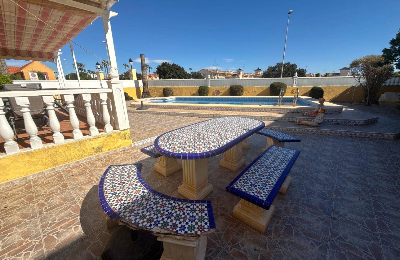 Resale - Villa - Cabo Roig - Cabo Roig>La Regia