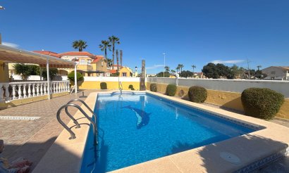 Resale - Villa - Cabo Roig - Cabo Roig>La Regia