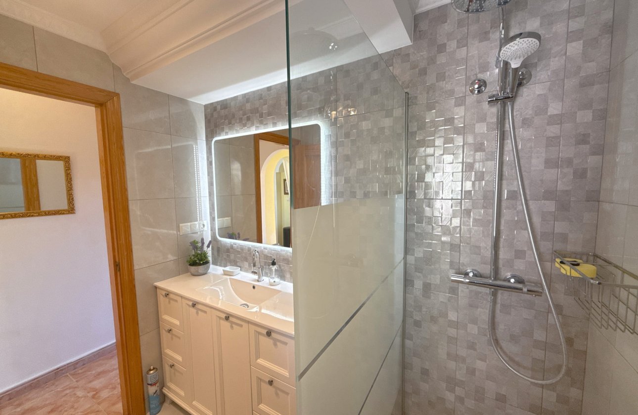 Resale - Villa - Cabo Roig - Cabo Roig>La Regia