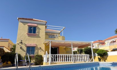 Resale - Villa - Cabo Roig - Cabo Roig>La Regia