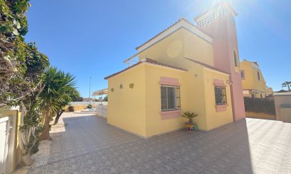 Resale - Villa - Cabo Roig - Cabo Roig>La Regia