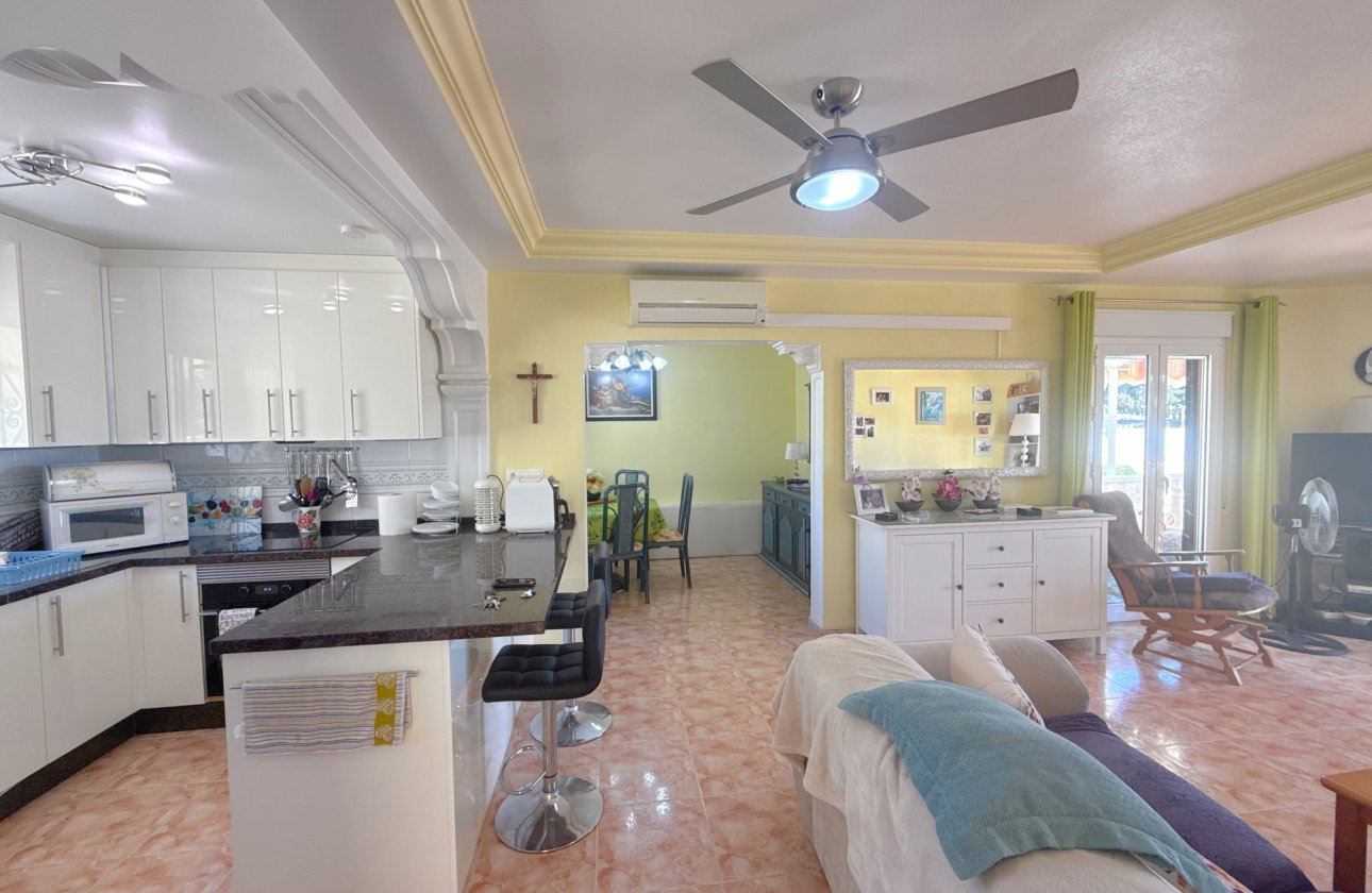 Resale - Villa - Cabo Roig - Cabo Roig>La Regia