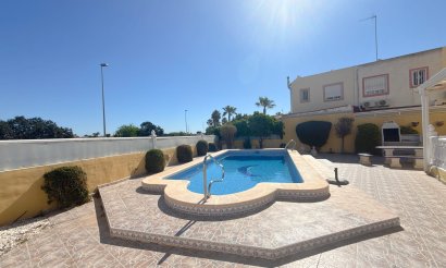 Resale - Villa - Cabo Roig - Cabo Roig>La Regia