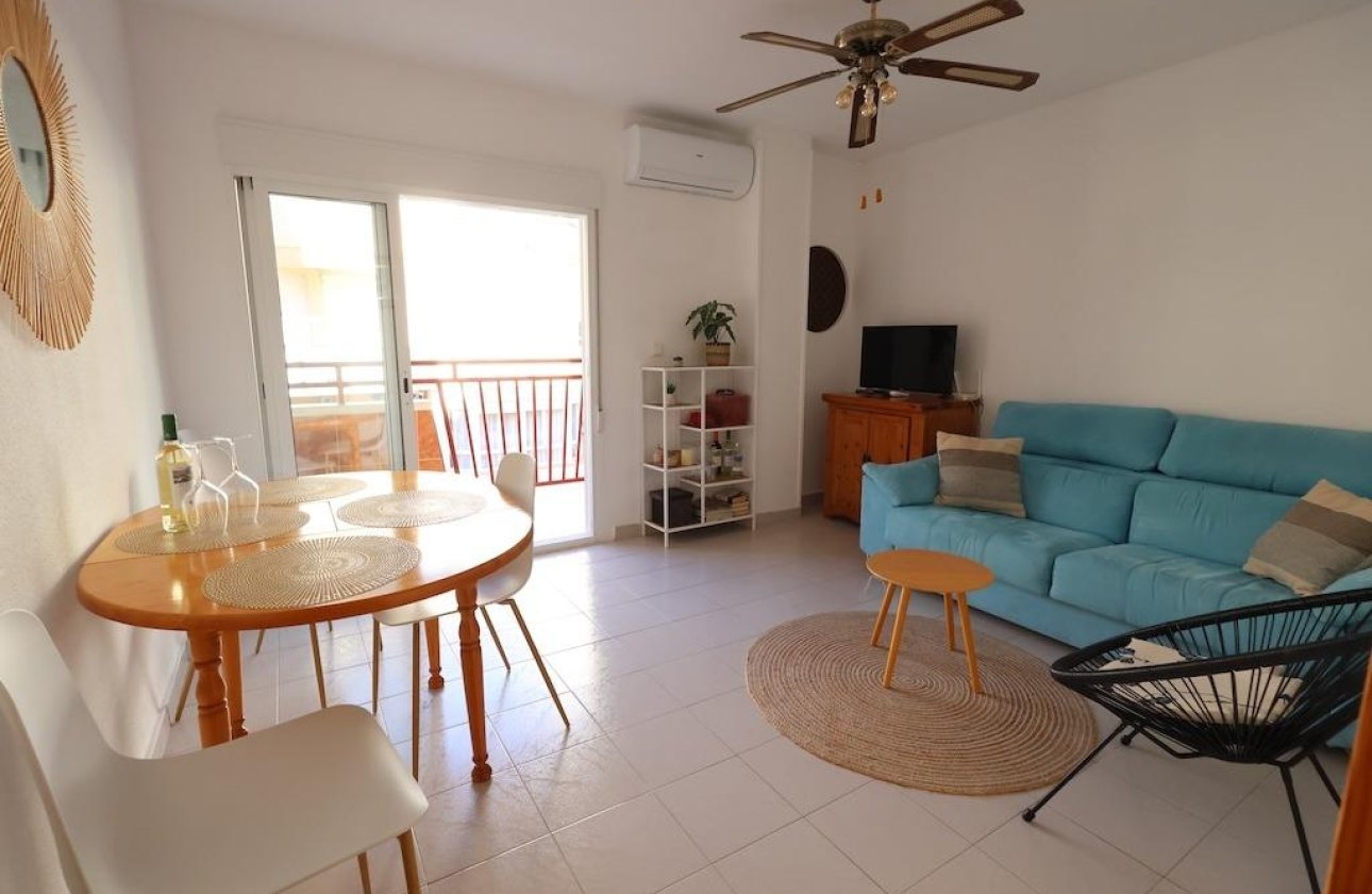 Resale - Apartment / flat - Torrevieja - Centro