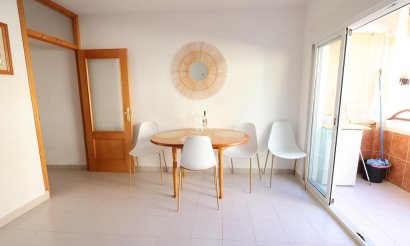 Resale - Apartment / flat - Torrevieja - Centro