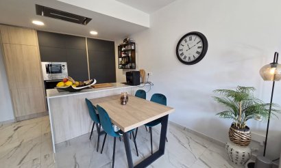 Resale - Apartment / flat - Orihuela Costa - Los Altos