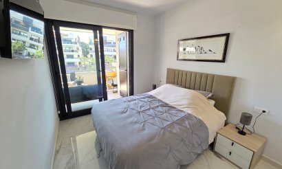 Resale - Apartment / flat - Orihuela Costa - Los Altos