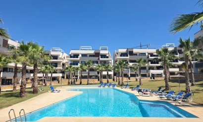 Resale - Apartment / flat - Orihuela Costa - Los Altos