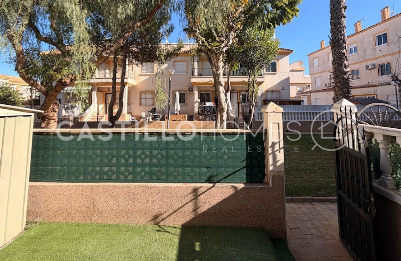 Resale - Bungalow - Orihuela Costa - Las Filipinas