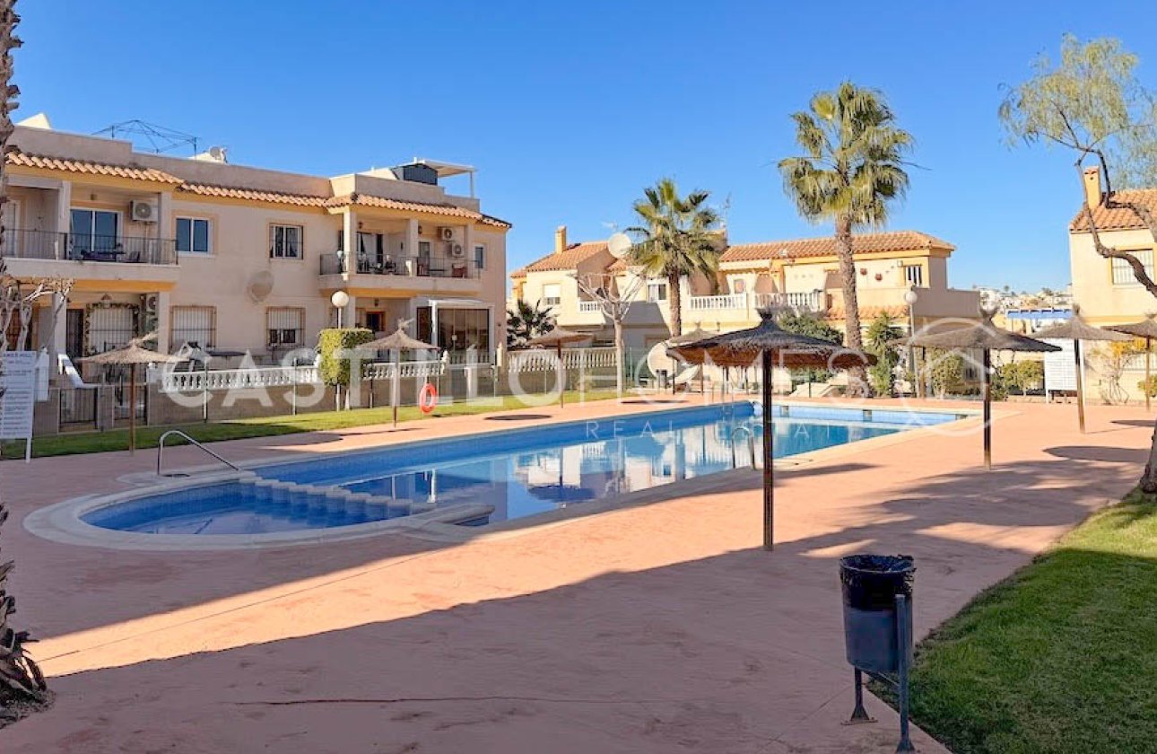 Resale - Bungalow - Orihuela Costa - Las Filipinas
