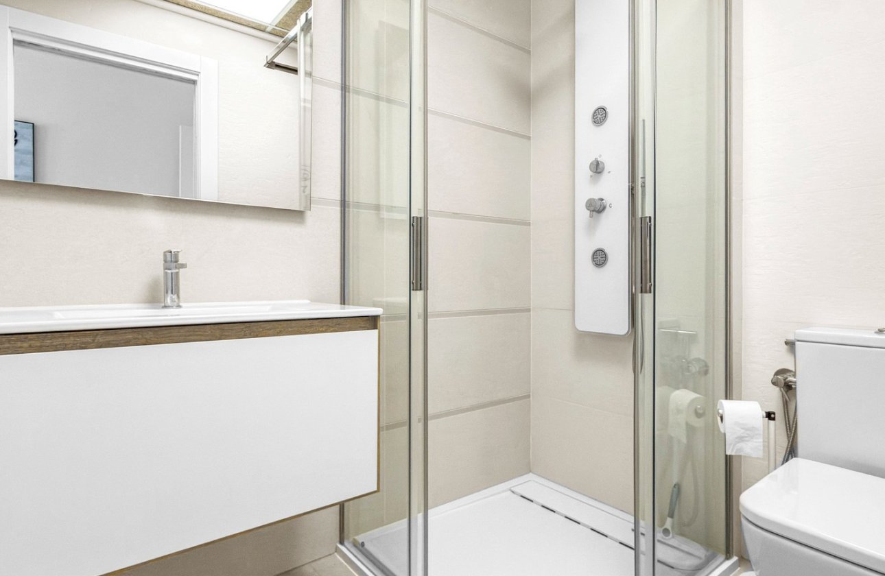 Resale - Apartment / flat - Torrevieja - Los Balcones