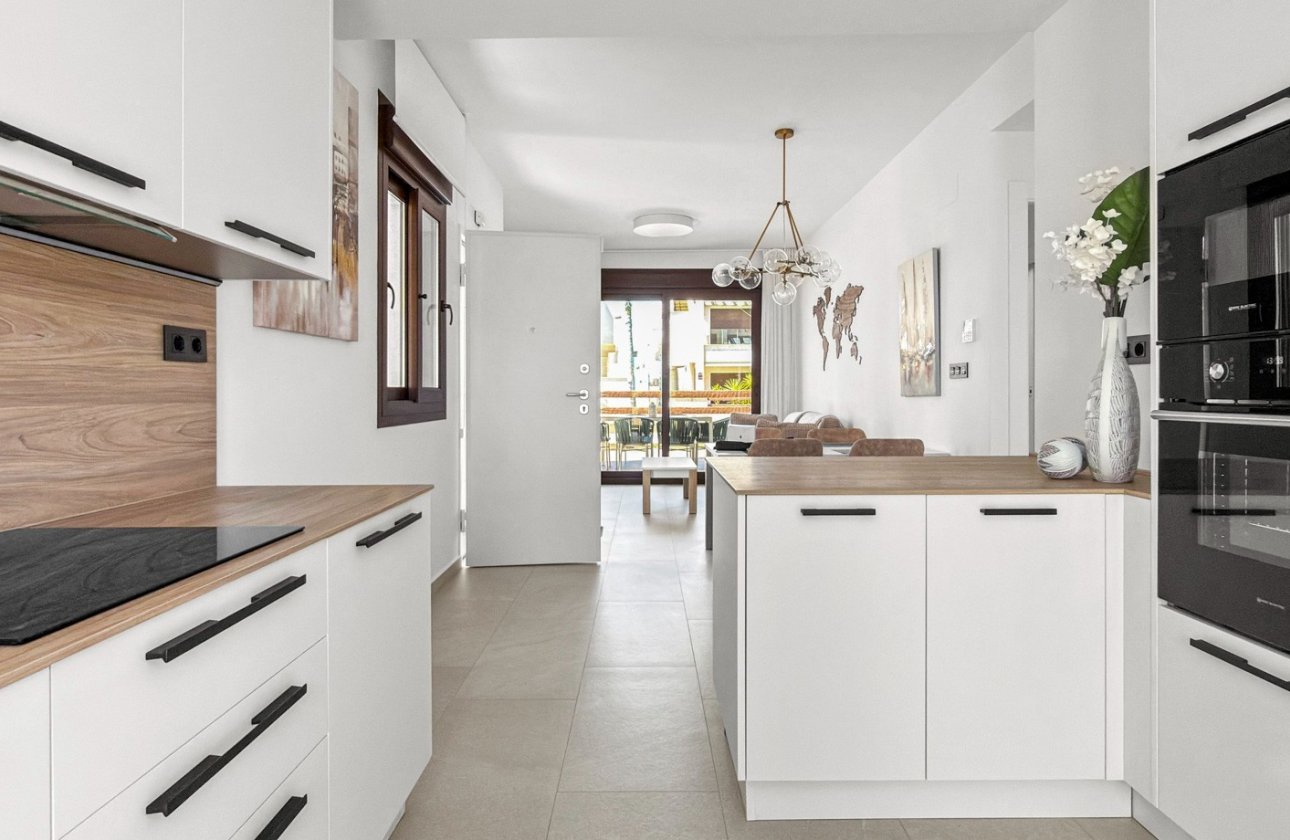 Resale - Apartment / flat - Torrevieja - Los Balcones