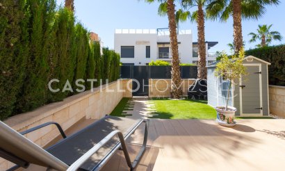 Resale - Apartment / flat - Orihuela Costa - Los Dolses
