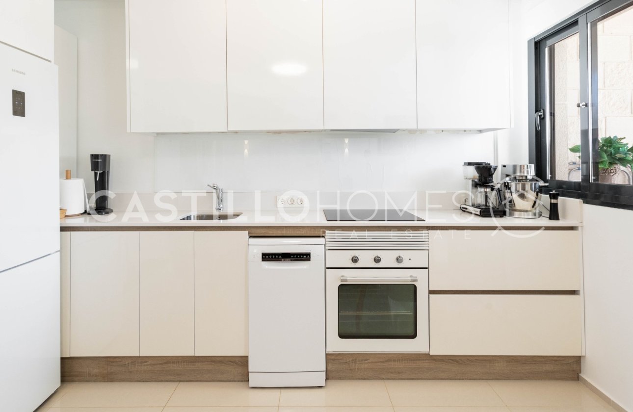 Resale - Apartment / flat - Orihuela Costa - Los Dolses