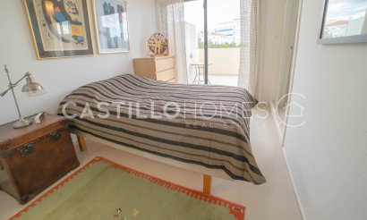 Resale - Apartment / flat - Orihuela Costa - Los Dolses