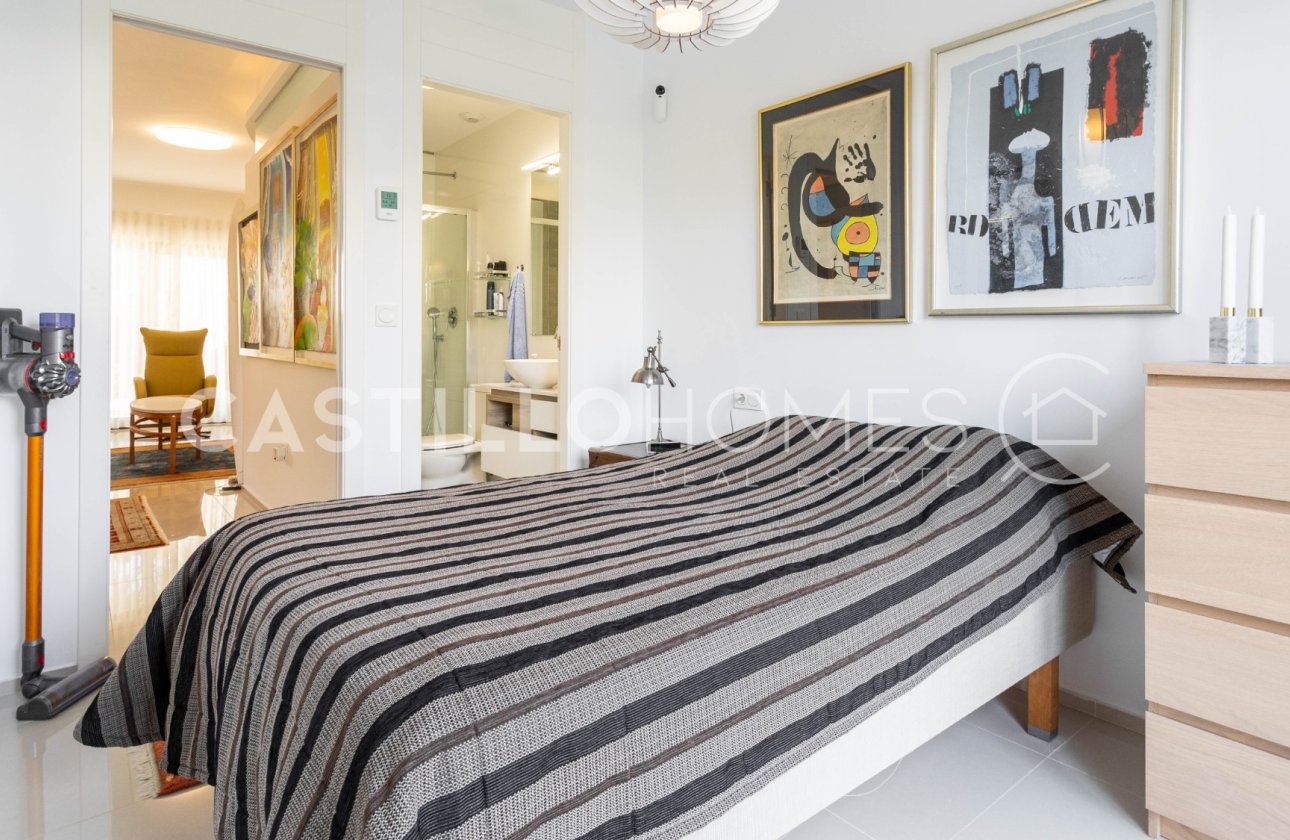 Resale - Apartment / flat - Orihuela Costa - Los Dolses