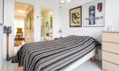 Resale - Apartment / flat - Orihuela Costa - Los Dolses