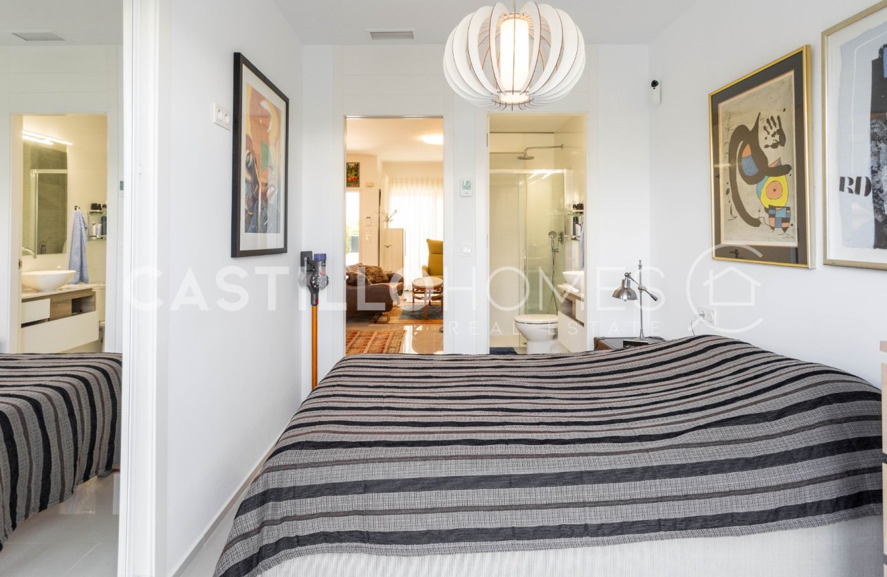 Resale - Apartment / flat - Orihuela Costa - Los Dolses