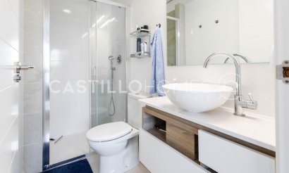 Resale - Apartment / flat - Orihuela Costa - Los Dolses