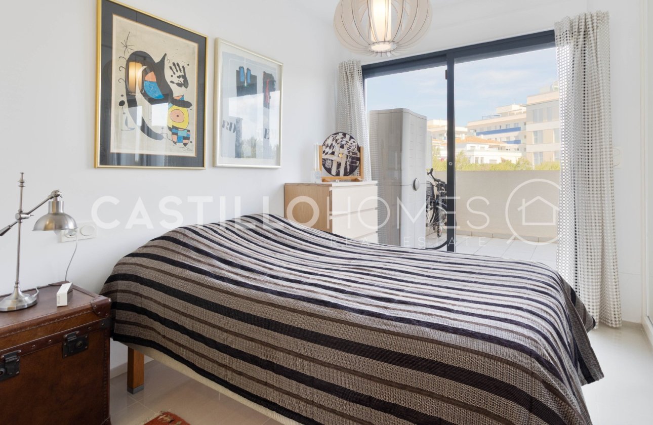 Resale - Apartment / flat - Orihuela Costa - Los Dolses