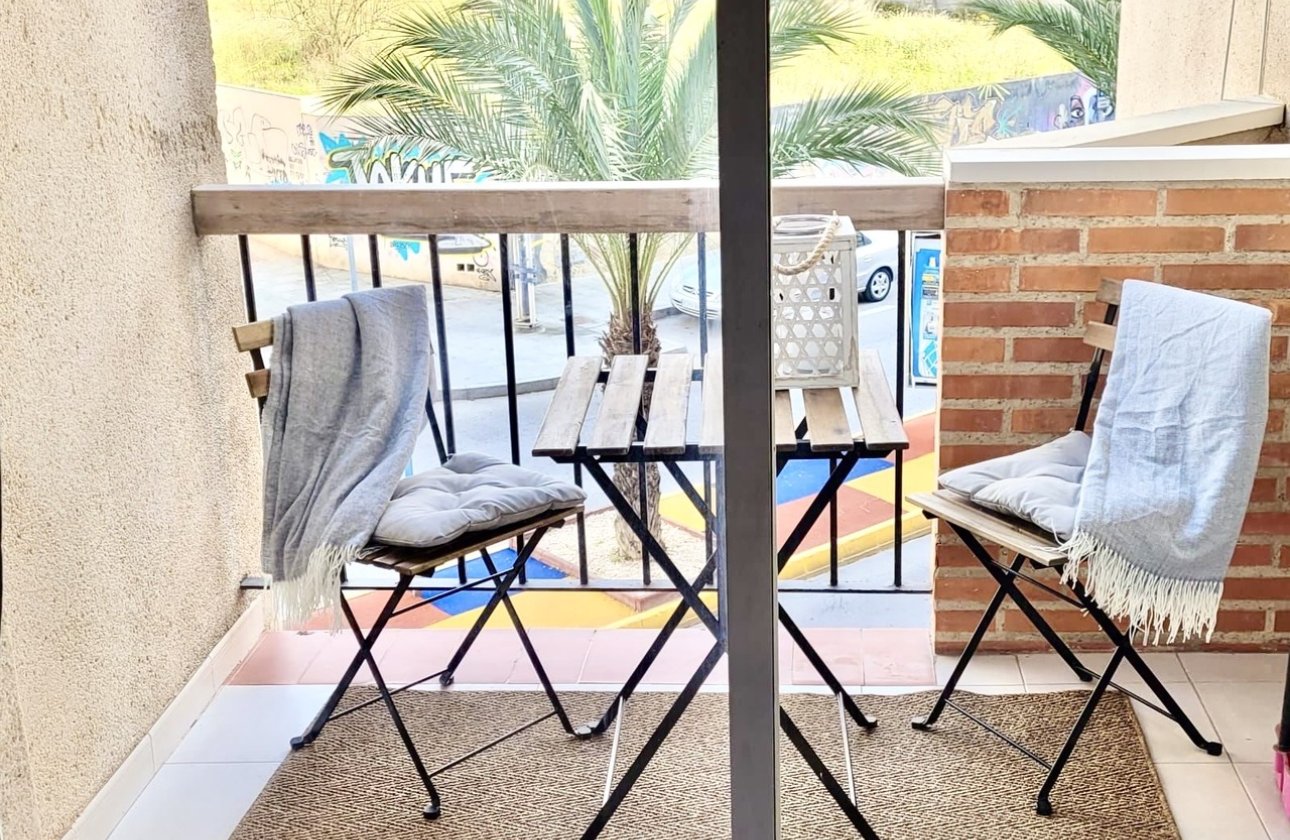 Reventa - Apartamento / piso - Torrevieja