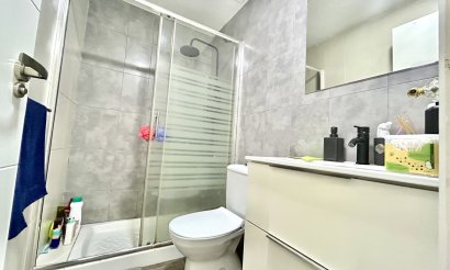 Reventa - Apartamento / piso - Torrevieja