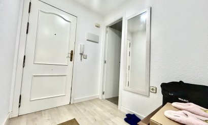 Reventa - Apartamento / piso - Torrevieja