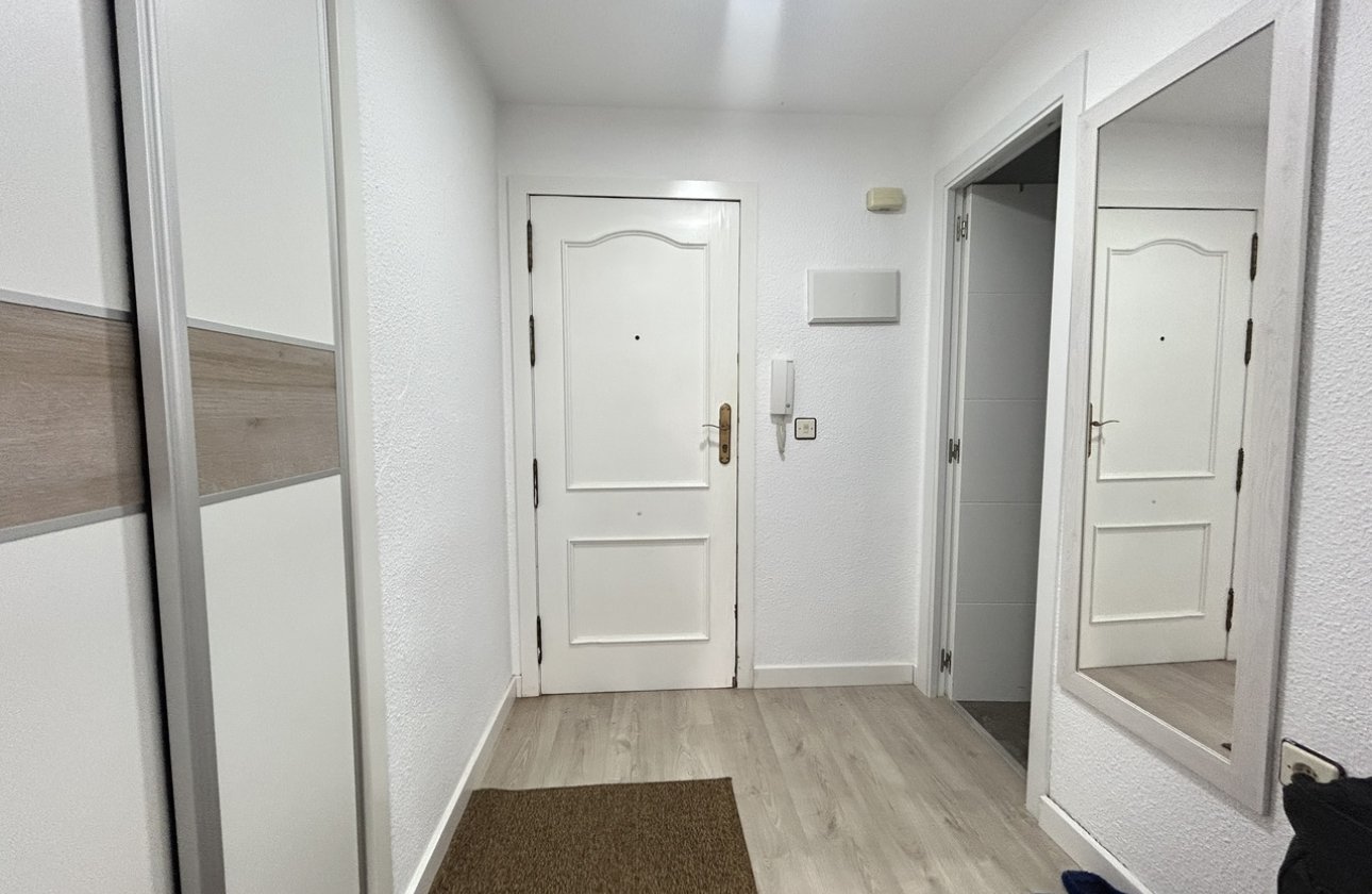 Reventa - Apartamento / piso - Torrevieja