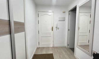 Reventa - Apartamento / piso - Torrevieja