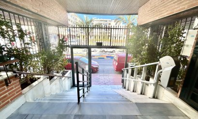 Reventa - Apartamento / piso - Torrevieja