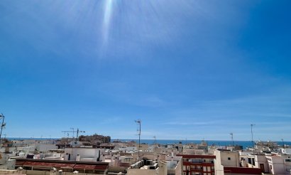 Reventa - Apartamento / piso - Torrevieja