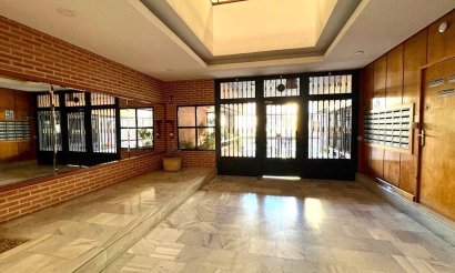 Reventa - Apartamento / piso - Torrevieja