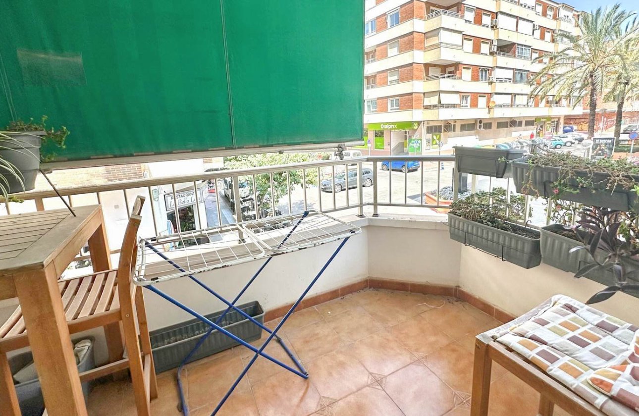 Resale - Apartment / flat - Torrevieja - Centro
