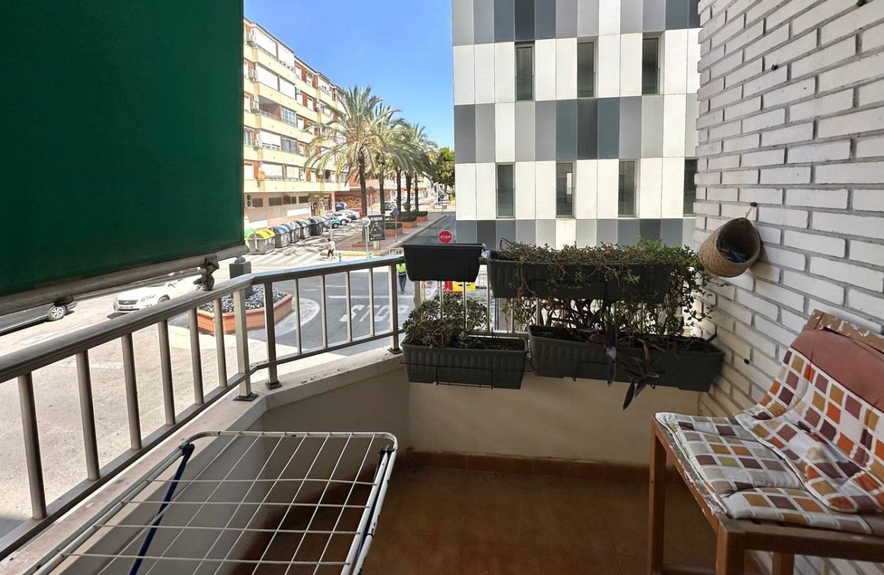 Resale - Apartment / flat - Torrevieja - Centro