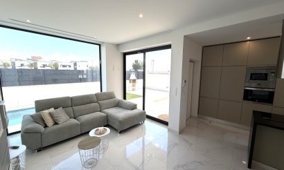 Resale - Villa - Ciudad Quesada - La Laguna