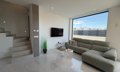 Resale - Villa - Ciudad Quesada - La Laguna